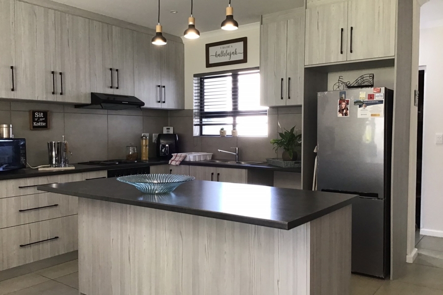3 Bedroom Property for Sale in Vredenburg Western Cape